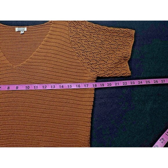 Gimmicks BKE Women Crochet Knit Bodysuit Short Sleeve Snap Bottom Sz M Orange - Picture 12 of 14